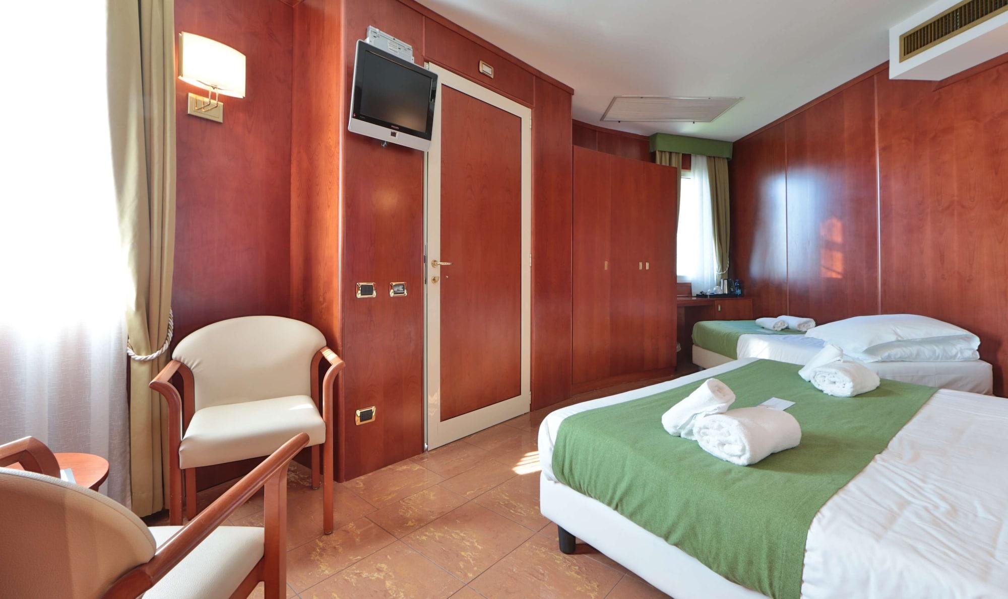 Best Western Hotel Anthurium Santo Stefano al Mare Exterior photo
